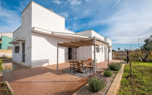 Sunshine Escape Villa In Porto Cesareo