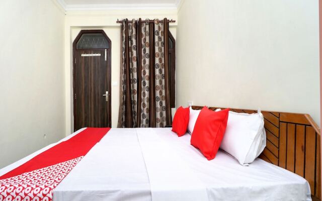 Amrit Guest House By OYO Rooms