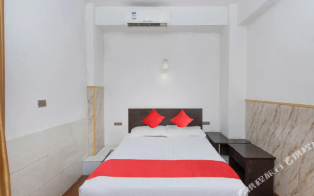 Yijia Hotel