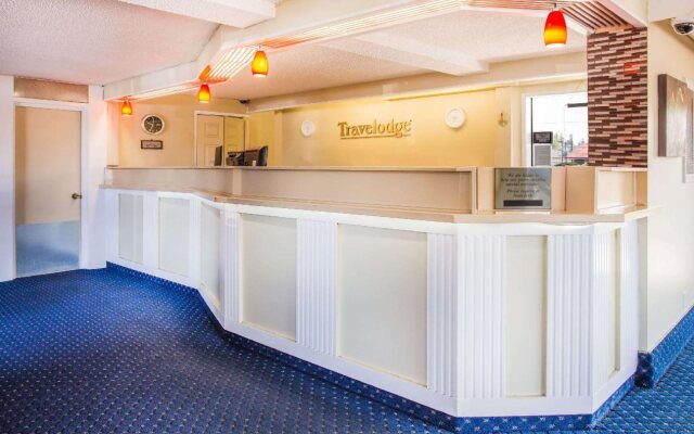 Travelodge by Wyndham Tacoma Near McChord AFB