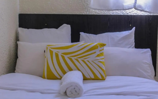 497 on west ave guest house