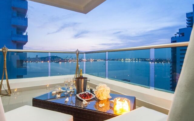Travelers Suites Orange Cartagena