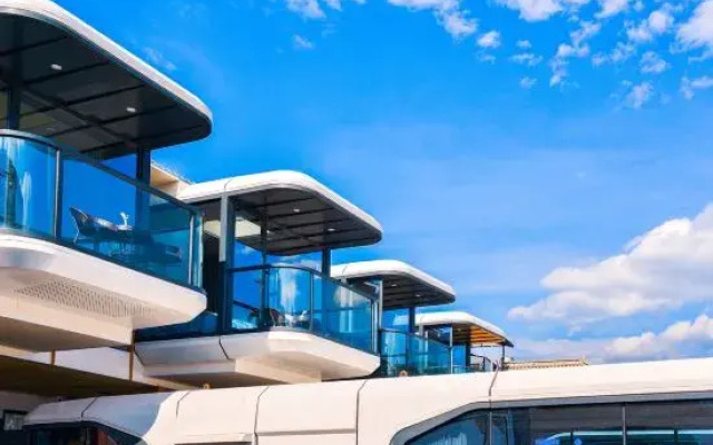 Sunset Cliff Panorama Hotel (Dali, Erhai)