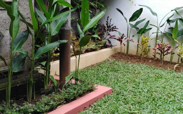 Shalana Homestay- formerly Teka Teki House