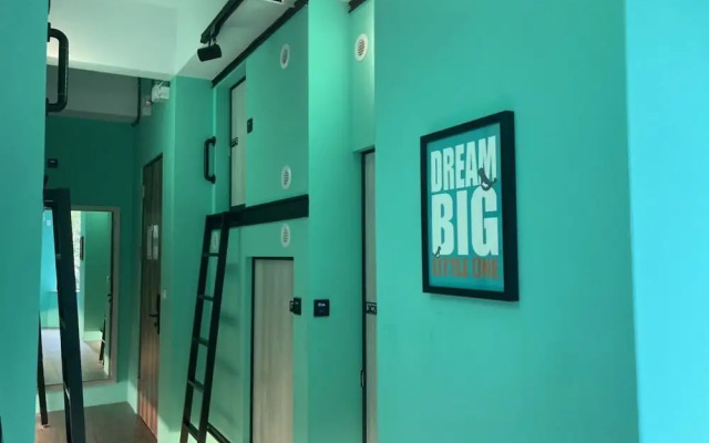 Owl Hostel