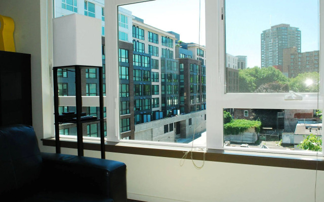 Seattle Center Luxury Suites by NSpire