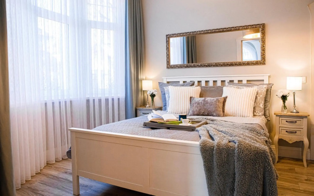 Cherry House Apartments