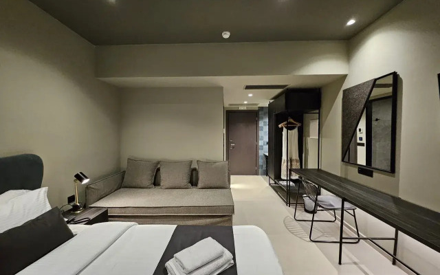 Petousis Hotel & Suites