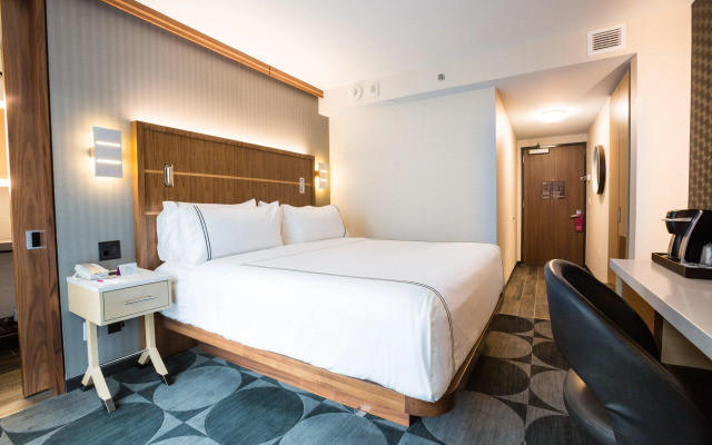 Crowne Plaza HY36 Midtown Manhattan by IHG