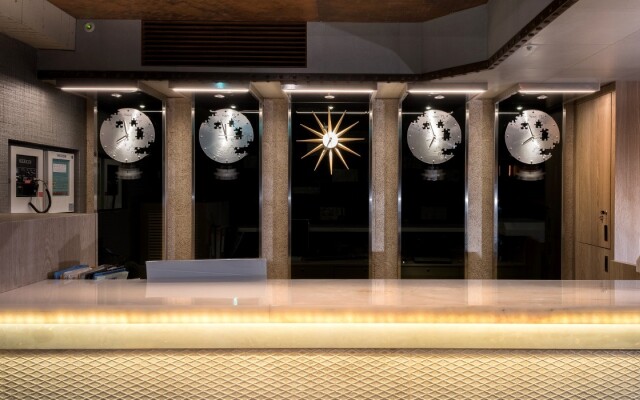 Sunrise Hotel