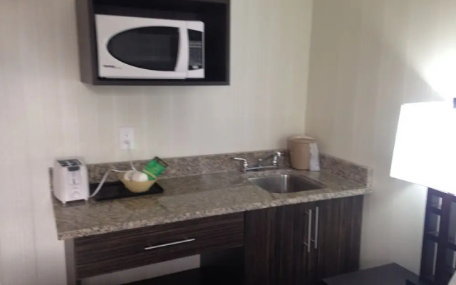 Days Inn By Wyndham Sylvan Lake