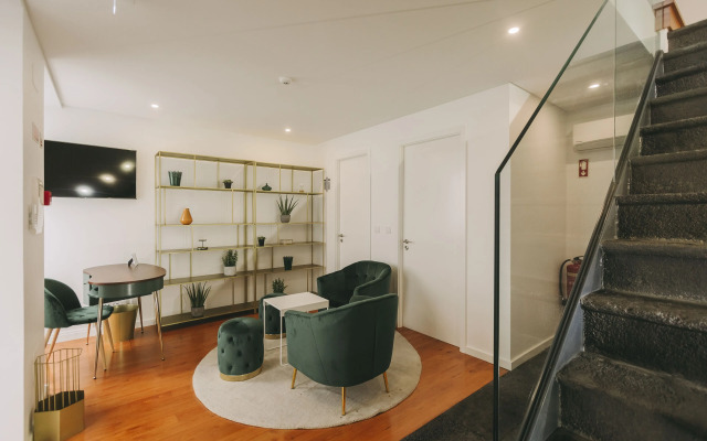 Azores Inn - Family Suites Hostel