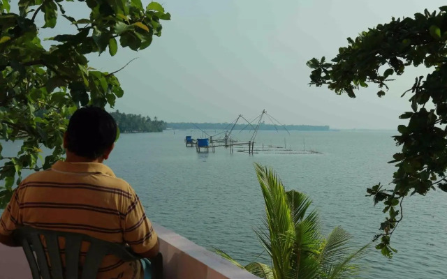 orchid lake view homestay
