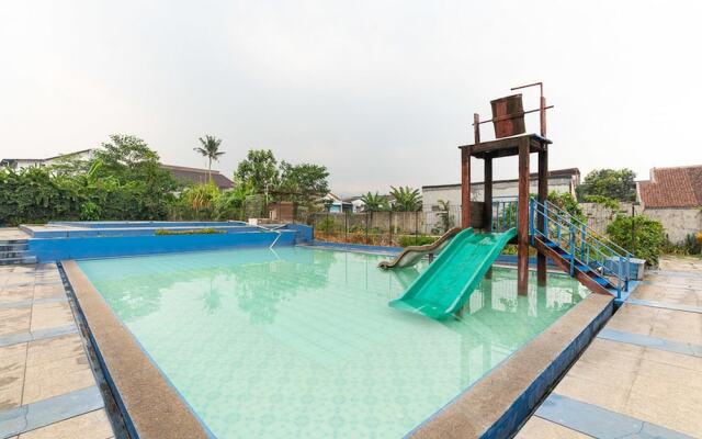 RedDoorz Hostel @ Dago 2
