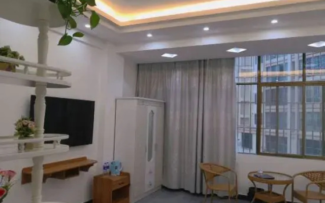 Longxin Business Hotel