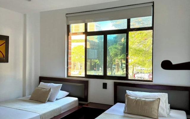 Hotel Plaza Mayor 44