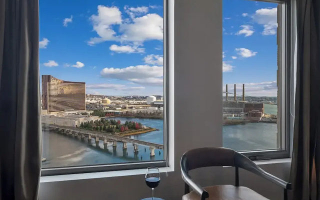 Hyatus Designer Residences Somerville
