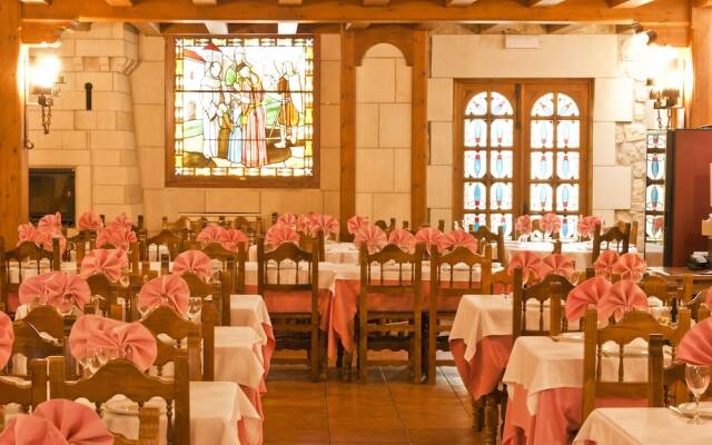 Hostal Santo Domingo de Silos