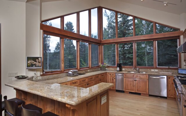 Pine Ridge - 5 Bedrooms Home