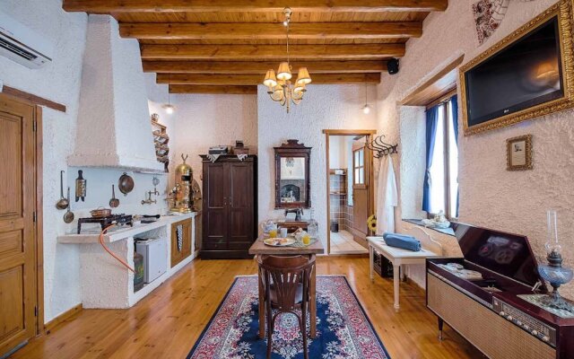 Koukos Rhodian Guesthouse - Adults Only