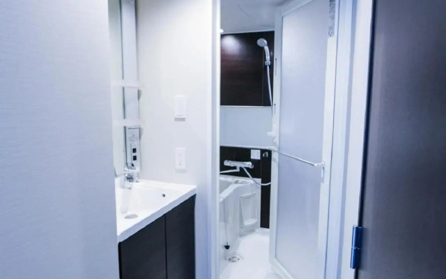 HOTEL LiVEMAX Yokohama Kannai Ekimae