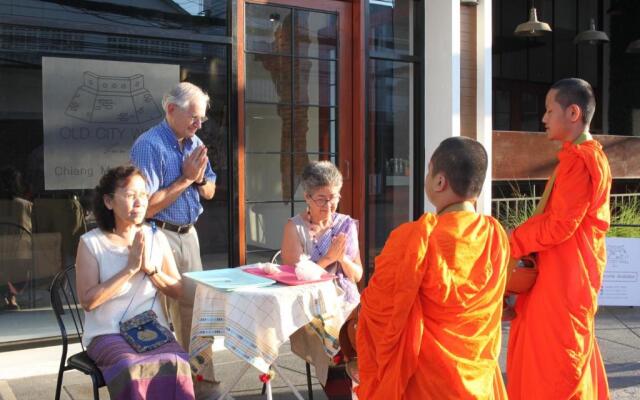 The Old City Wall Inn