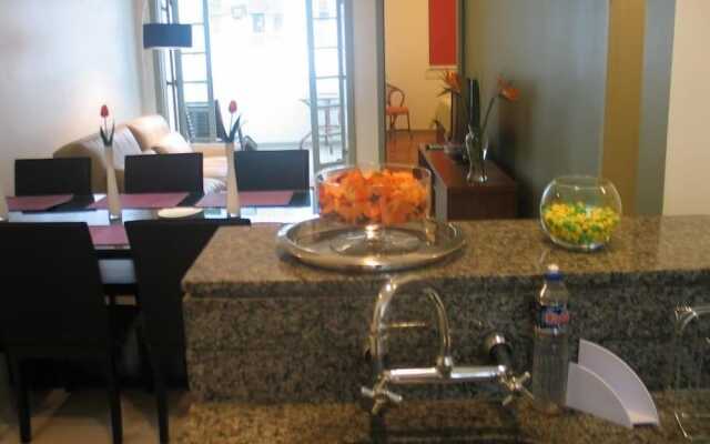 47 Rua Teixeira De Melo