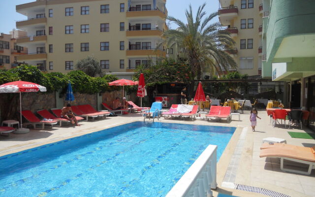 Cleopatra Icaria Apart Hotel