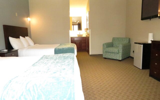 Edgewater Hotel and Suites