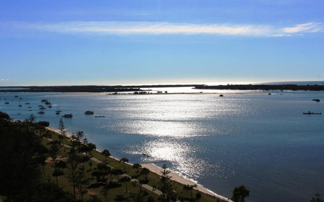 Crystal Bay on the Broadwater