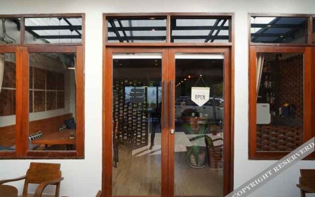 Slee Hostel Chiangmai - Adults Only