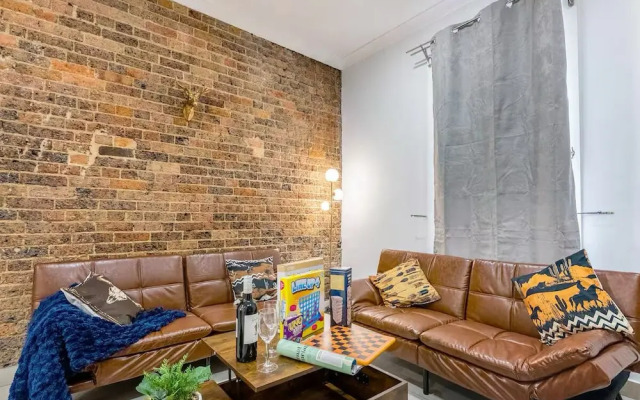 3BR Retro Escape ICC & Darling Harbour