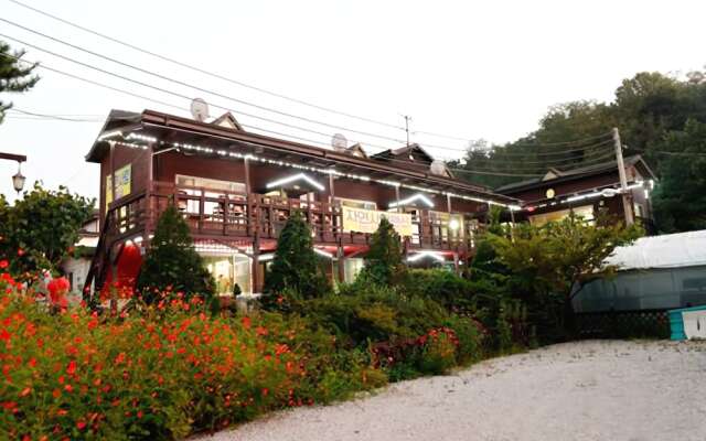 Hwaseong Natural Love Pension