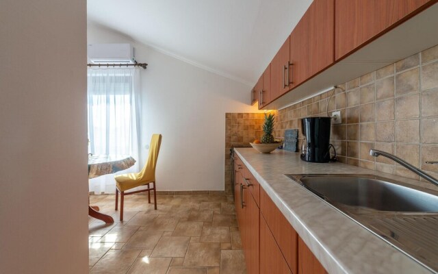 Amazing Apartment in Vir With 1 Bedrooms and Wifi