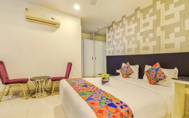 Fabhotel Singh Suites