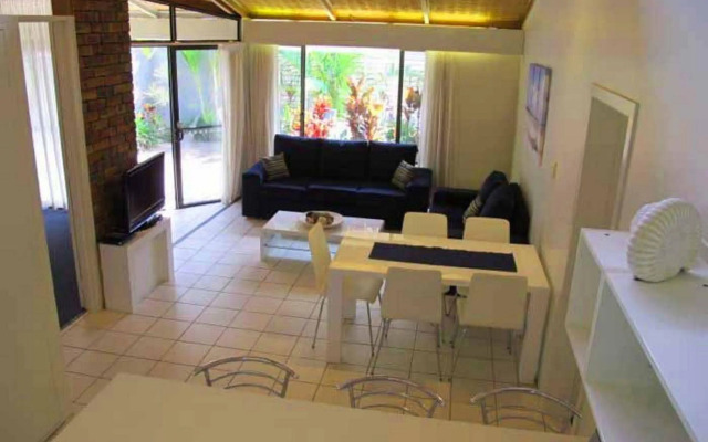 Nautilus Beachfront Villas & Spa