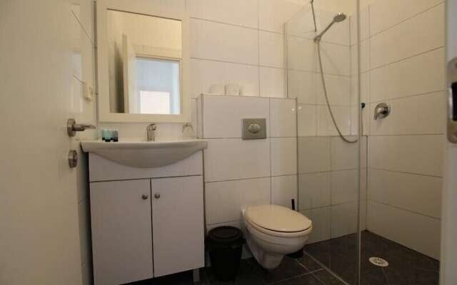 Arendalzrail Apartments Khana Szenes St.