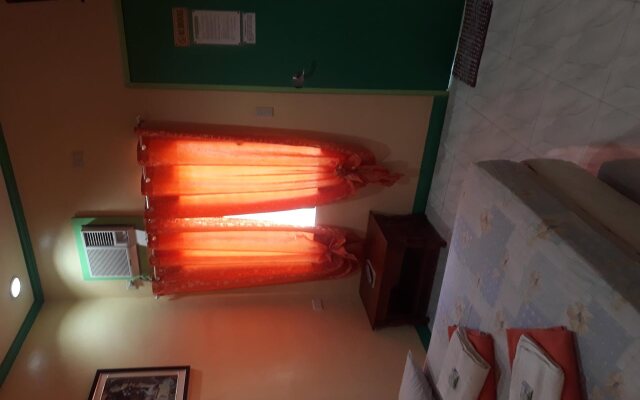 EJ Pension House