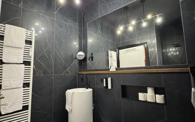 HLH - Luxus Familiensuite mit Terrasse