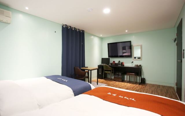 Chuncheon Hotel Lavender