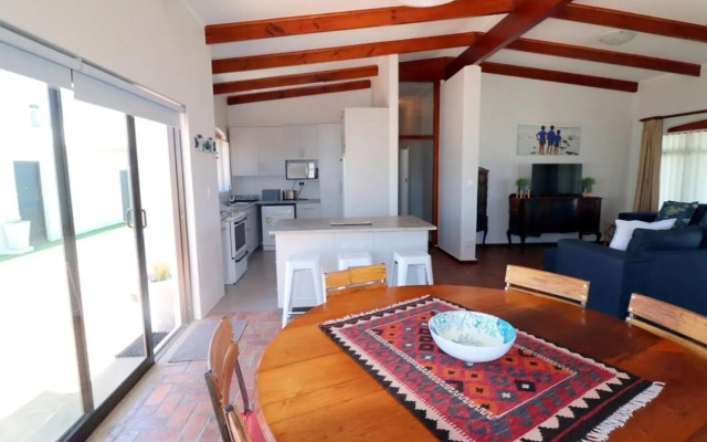 Naude House in Struisbaai