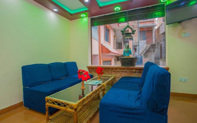 OYO 264 Hotel Antique Kutty