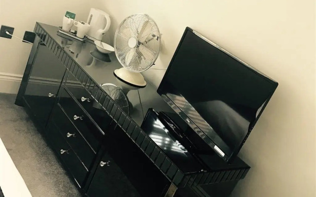 Ship Leopard Hotel – No Children