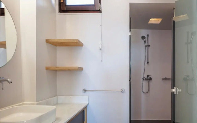 seafront cozy suite for 2 in Rethymno