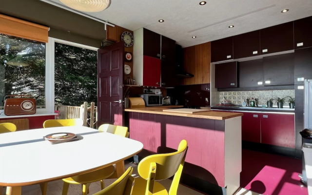 Pant Golau House