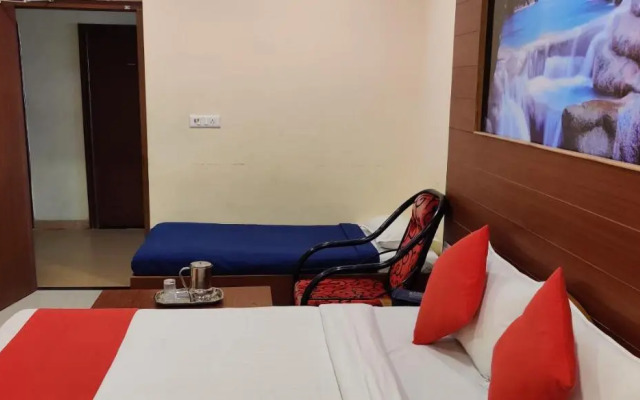 OYO 23687 Kumaran Millennium Residency