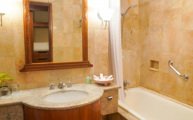 Lorin Solo Hotel