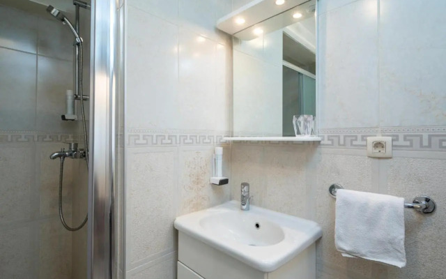 Royal Apartment Damida
