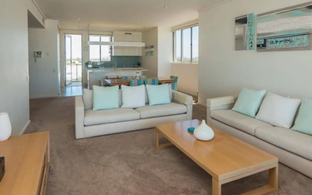 White Shells Luxury Apartments