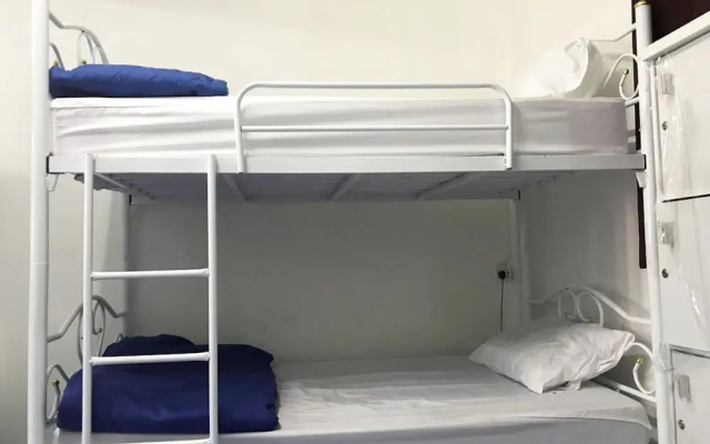 Omarthai Hotel - Hostel